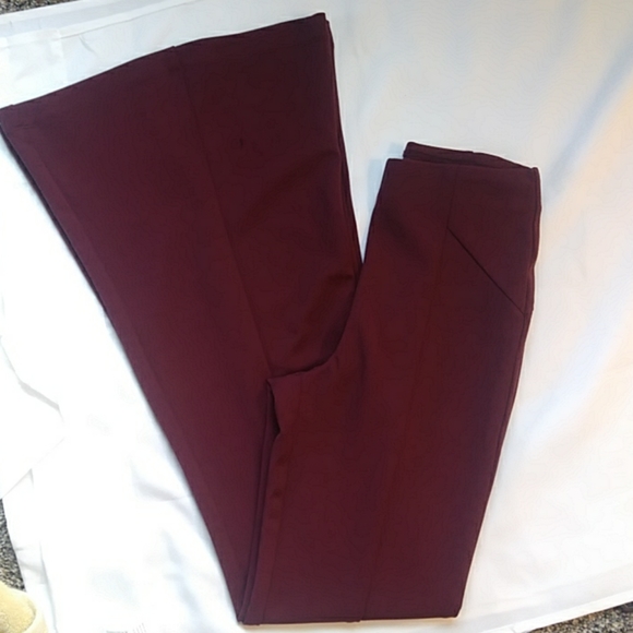 Bell bottoms - Picture 2 of 5